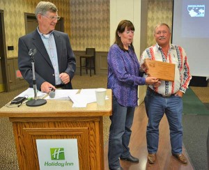 Alan Charles accepts MWF conservation award